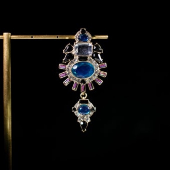 Big Blue Gem Earrings. - Picture 1 of 2